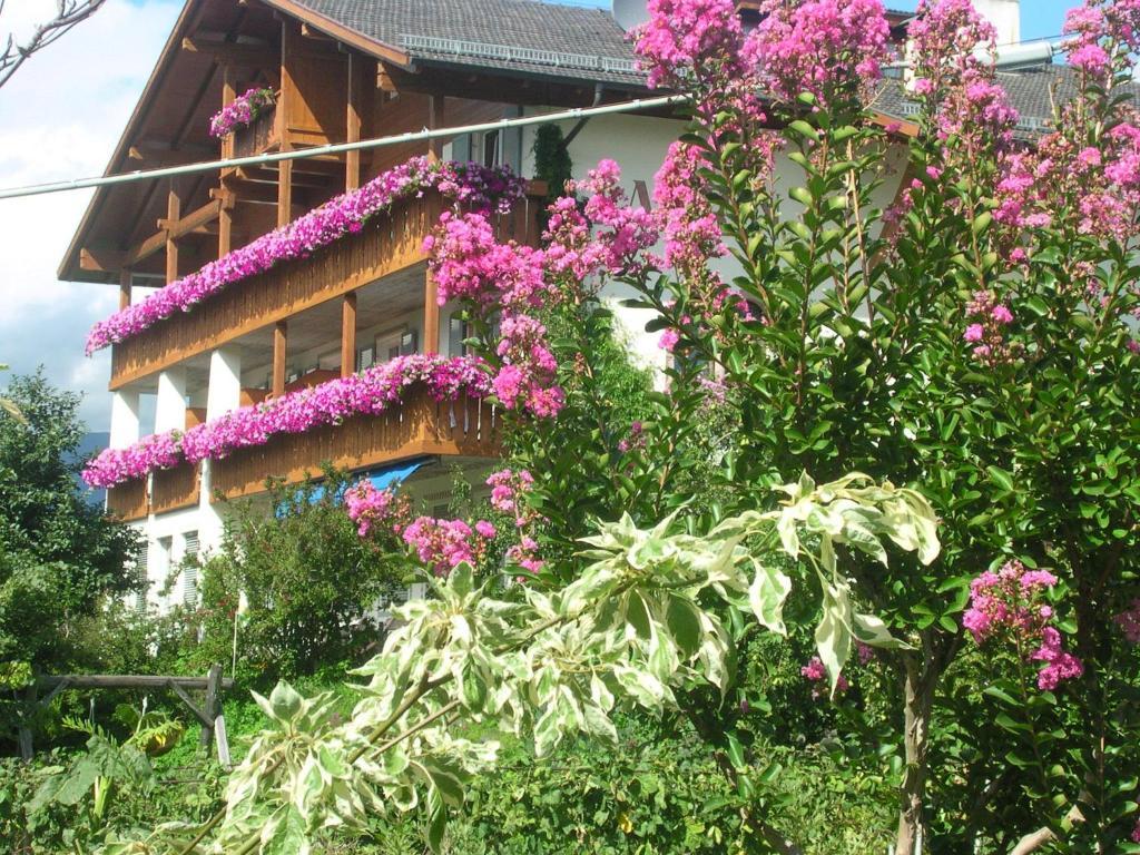 Pension Laurin Schenna Exterior foto